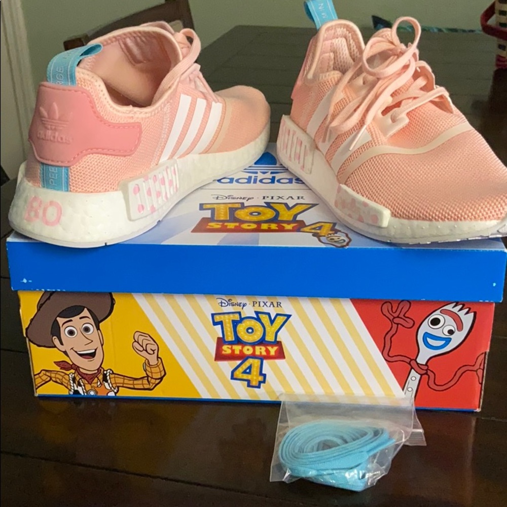 LIMITED EDITION TOY STORY ADIDAS